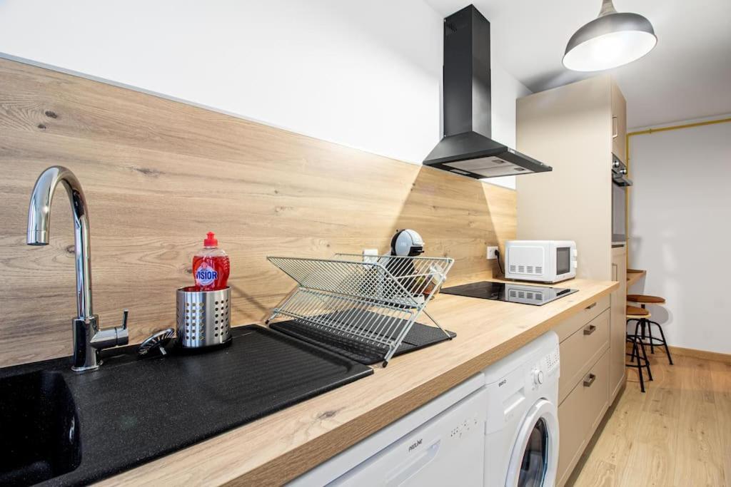 Ferienwohnung Sweet-Haven 4 Pers, Calme, Proche Autoroute Bousse  Exterior foto